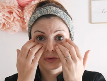 4 produits pour une routine anti-âge efficace contour des yeux